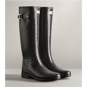 Hunter perfect pairs tall rain boots crocodile snake embossed scale texture